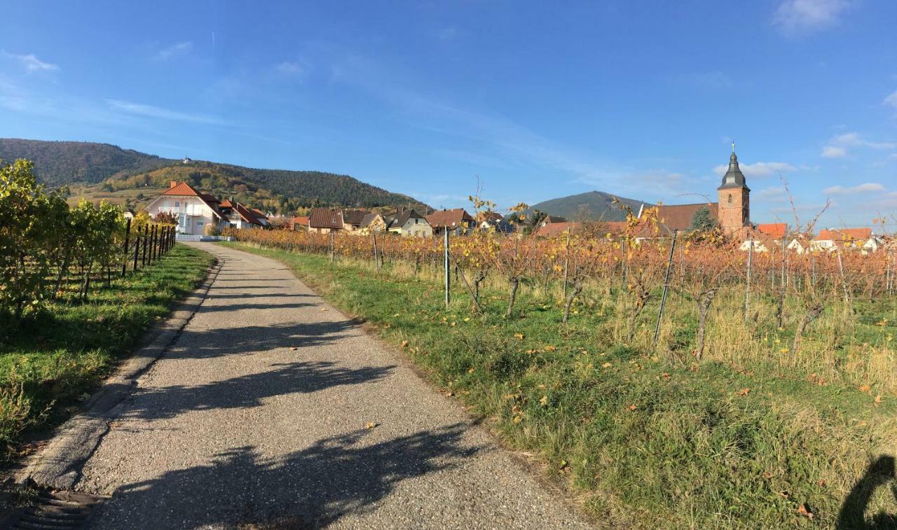 Ferienwohnung Suedpfalzblick Burrweiler Buitenkant foto